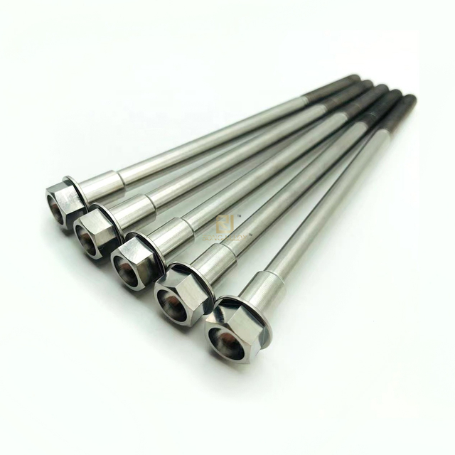 Boulons à bride en titane